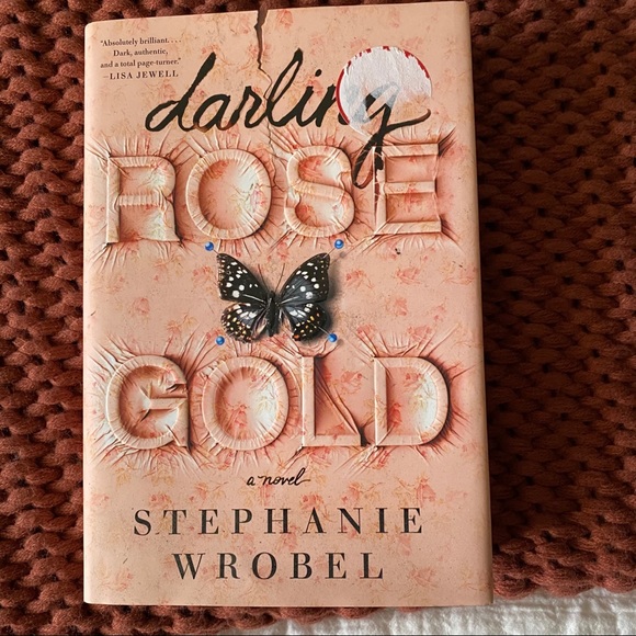 Books Other - Hardcover Book Club Rose Gold novel
